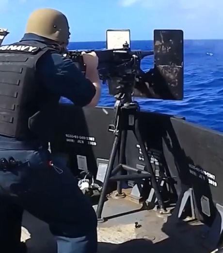 Сколько стоит один выстрел из различного оружия на боевом корабле
