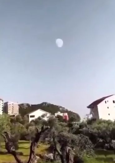 На Луне инопланетяне оставили нам послание