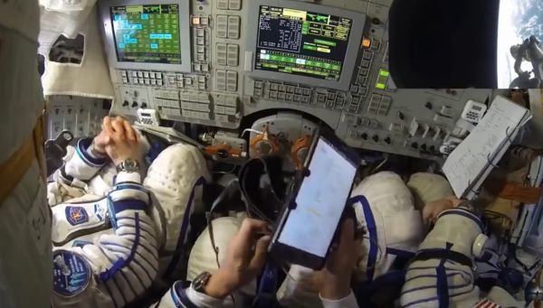 Выгоревший на работе космонавт МКС больше не может ничего делать