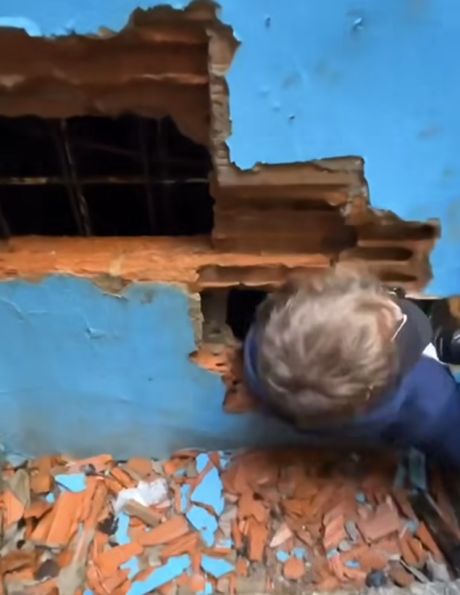 Внутри ядерного бункера⁠⁠