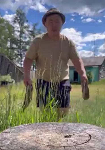 Копченой рыбки не хотите?