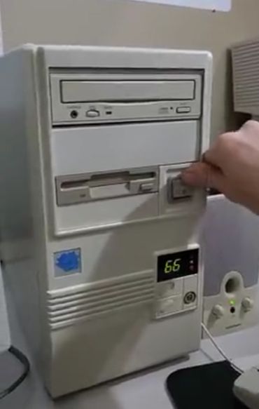 И тут скатилась слеза