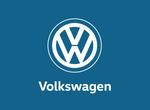 Работники девяти заводов Volkswagen в Германии начали устраивать забастовки