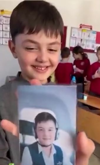 Турецкая учительница провела веселей урок