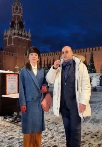 Зависла