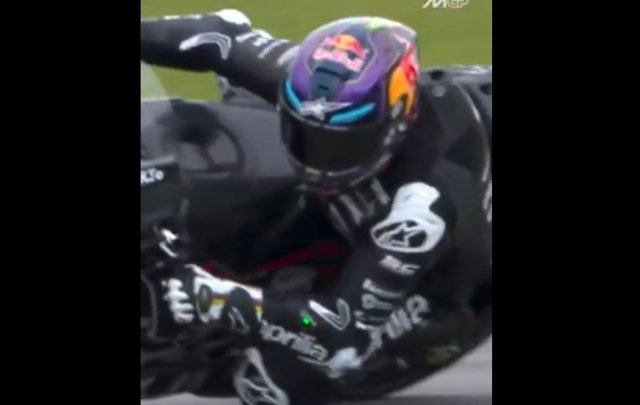 Чудесное спасение Хорхе Мартина на тестах MotoGP