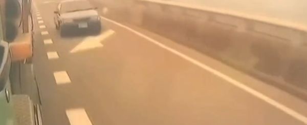 А ты, шустренький, поедешь со мной