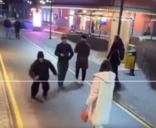 Есть девушки в наших селеньях⁠⁠