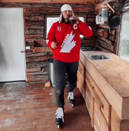 Типичный канадец...⁠⁠