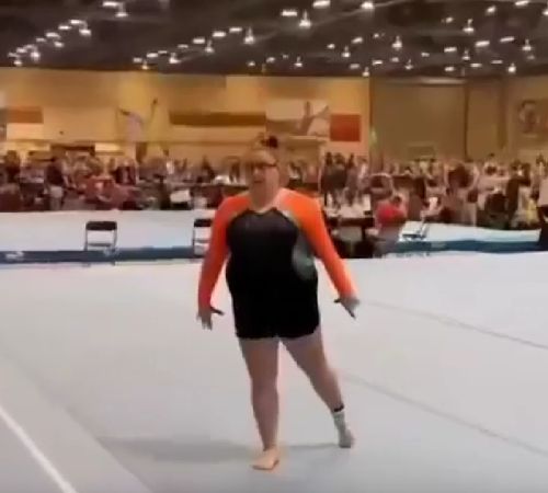 Не жалеет колени