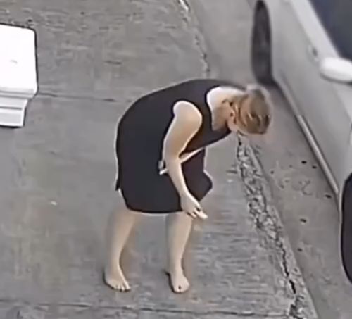 На забаву прохожим