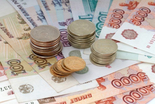 Для обычной российской семьи необходимо 74 тысячи рублей ежемесячно, чтобы покрыть основные расходы.