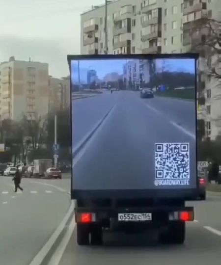 Такой экран может помочь при обгоне на трассе⁠⁠