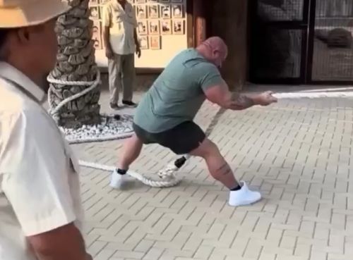 Неравный поединок⁠⁠