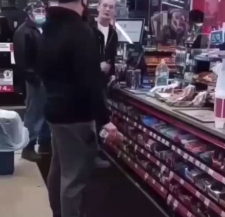 Решил конфликт с помощью пива, но есть нюанс...⁠⁠