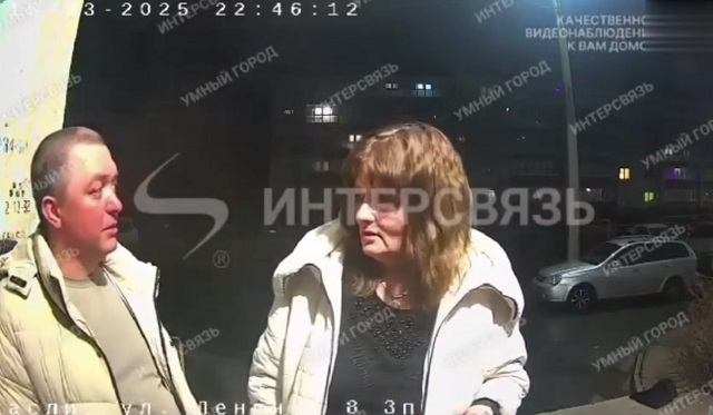 Мужчина пропустил даму и вот что из этого получилось