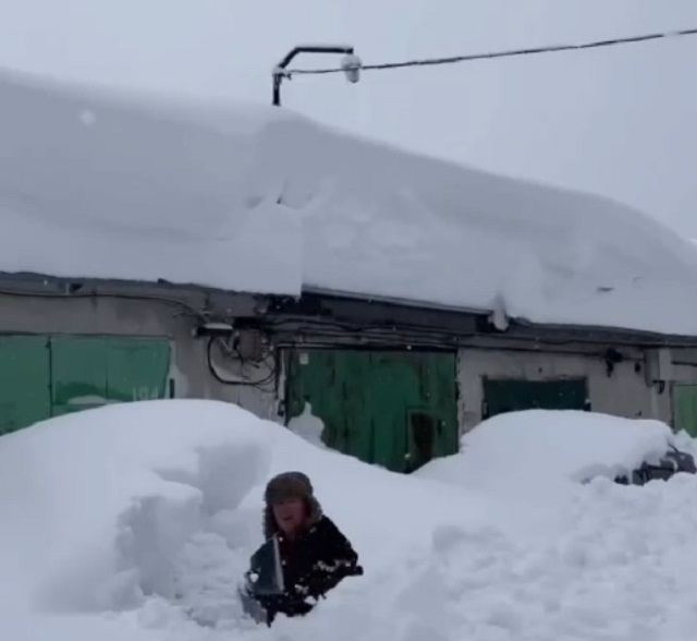 На Камчатке весна встречает снегопадами