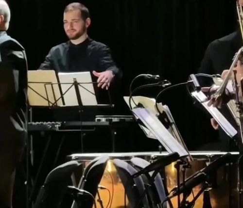 Когда двое вытащили весь концерт!⁠⁠