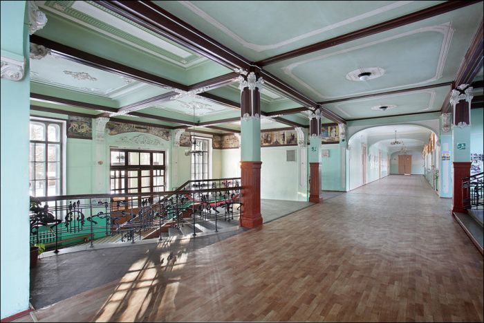 Самая красивая школа (20 фото)