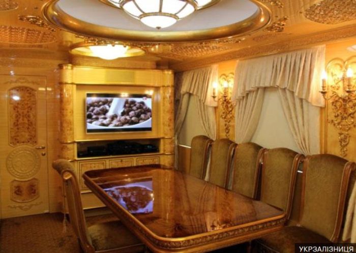 Премиум-вагоны Украинской железной дороги