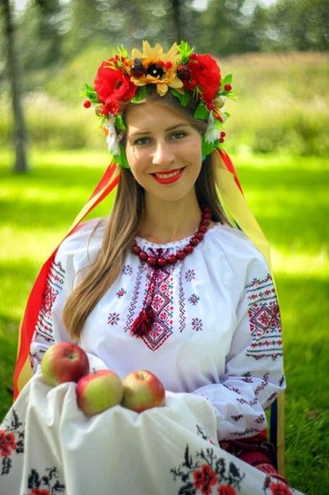 Прекрасные славянские девушки (55 фото)