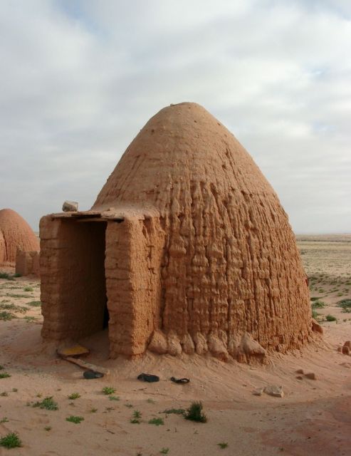 Заброшенная марокканская воинская часть в Западной Сахаре
