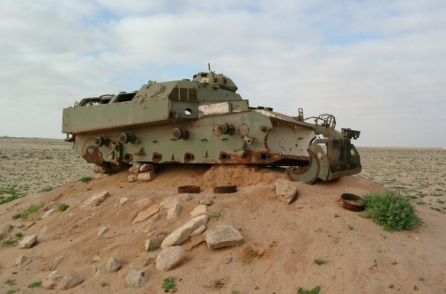 Заброшенная марокканская воинская часть в Западной Сахаре