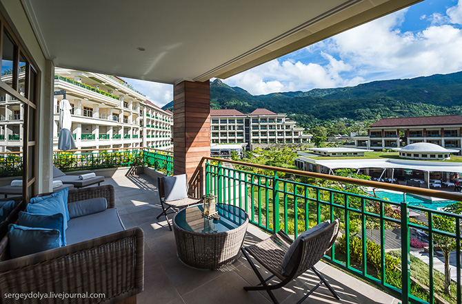 Отдых в отеле Savoy Resort and Spa на Сейшелах