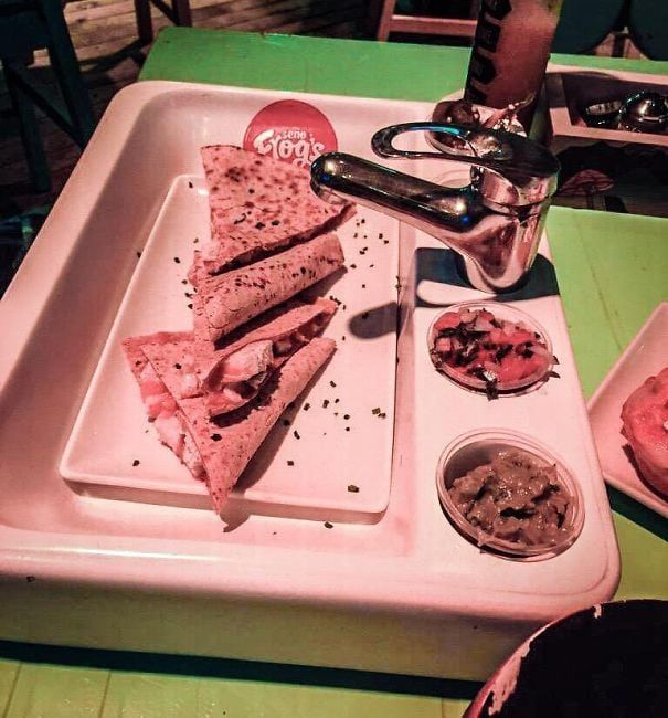 Креативная подача блюд в ресторанах, которая не всем придется по вкусу
