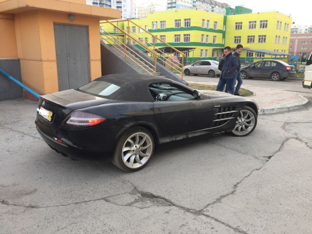 Забытый Mercedes-McLaren SLR нашли на подземном паркинге в Новосибирске