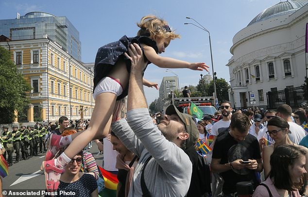 В центре Киева прошел гей-парад