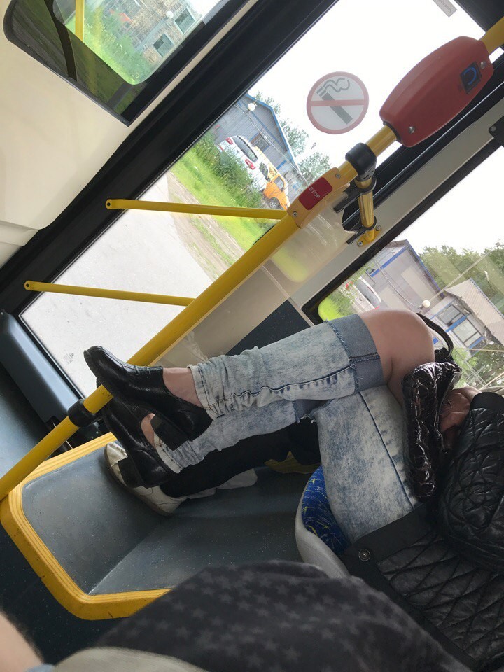 Модные персонажи на питерских улицах
