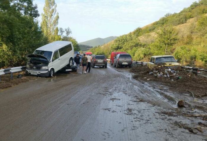 Под Судаком сошел селевой поток