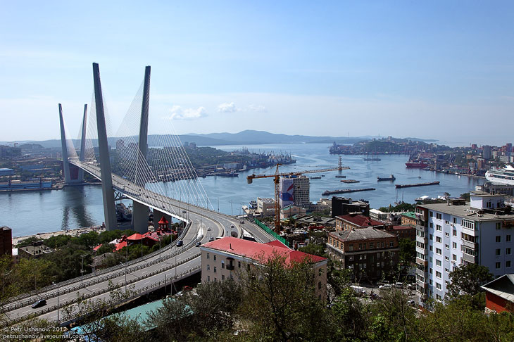 Лазерное шоу во Владивостоке