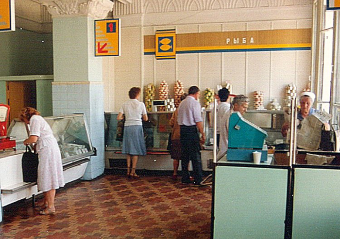 Как доставали дефицитные продукты в СССР Как доставали дефицитные продукты в СССР