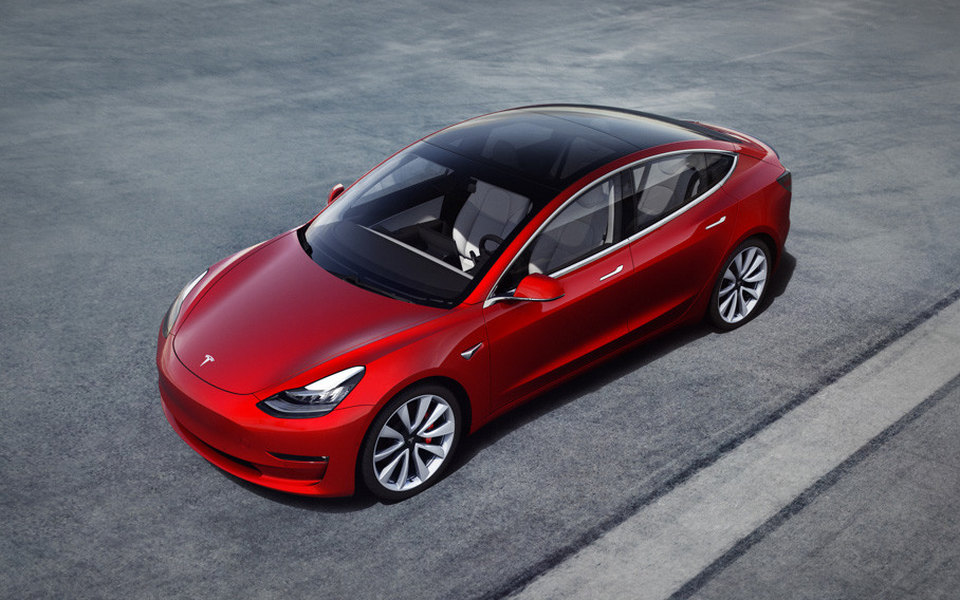 Показали новую бюджетную версию Tesla Model 3 Показали новую бюджетную версию Tesla Model 3