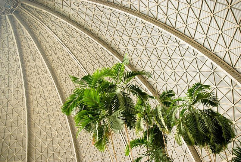 В Германии открыт крупнейший в мире крытый тропический курорт