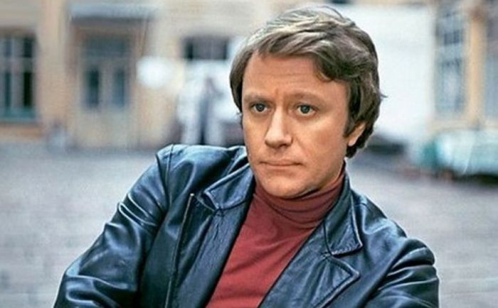 Андрей Миронов: три главные женщины в жизни выдающегося актера Андрей Миронов: три главные женщины в жизни выдающегося актера
