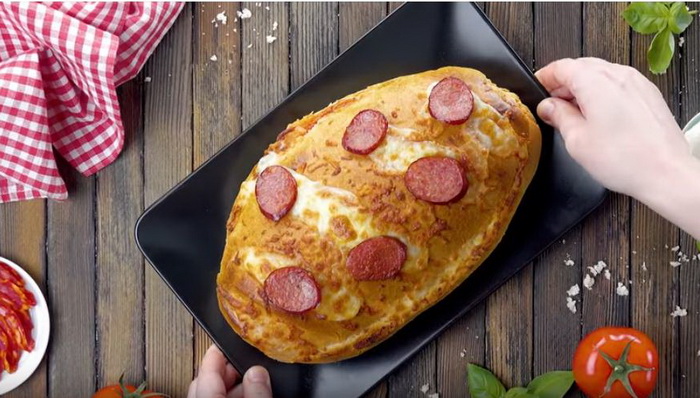 Пицца из батона – простое и вкусное блюдо