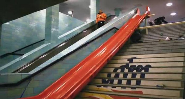 9 самых впечатляющих слайд-горок, прокатиться с которых не против даже взрослые