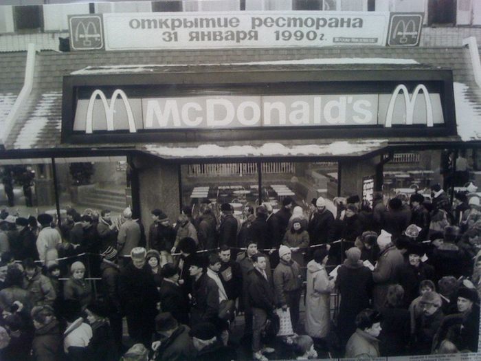 Лихие 90-е в редких фотографиях
