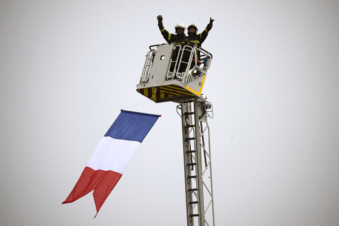 Самые яркие фотографии веломногодневки «Tour de France 2014» (21 фото)