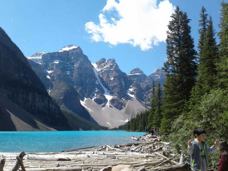 Тем временем в Канаде