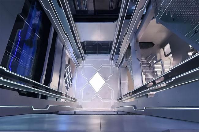 Для игроков команды OMG построили тренировочный центр в виде космического корабля