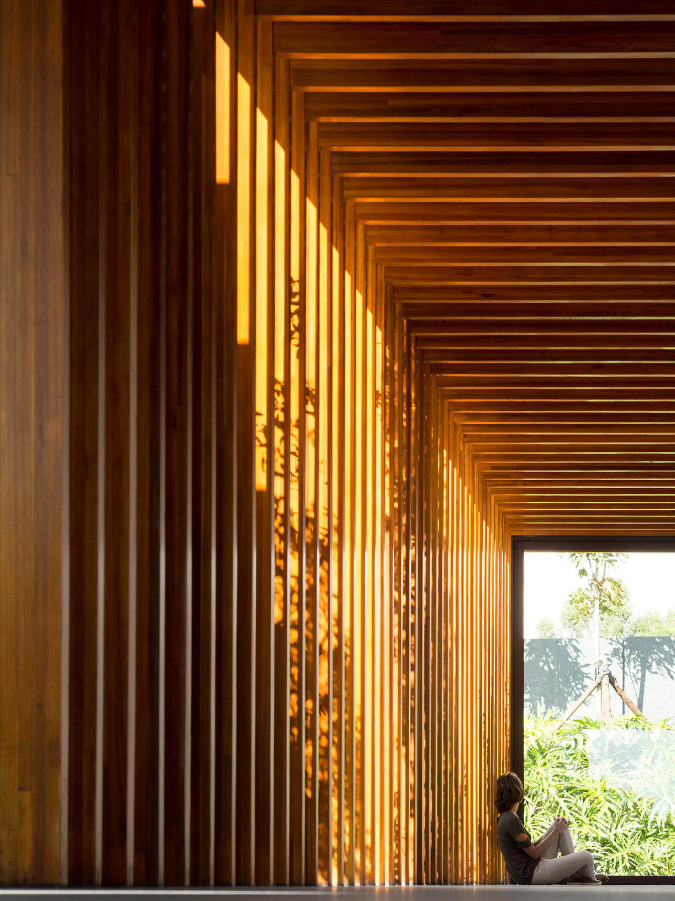 Архитектура и интерьер слоистого дома в Бразилии