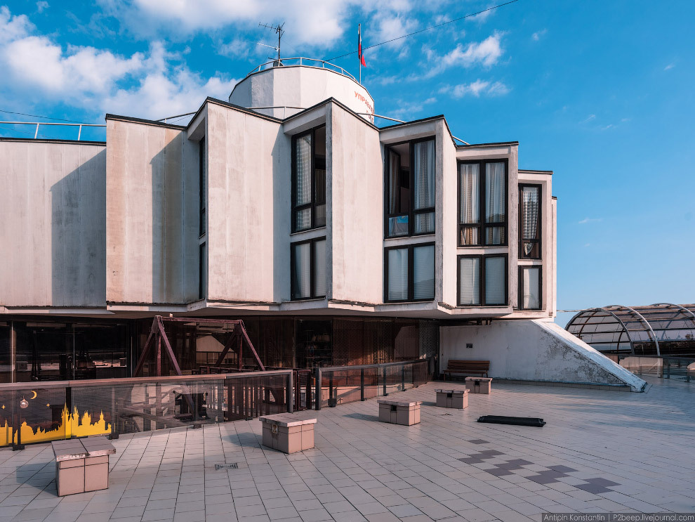 Поразительная архитектура Крыма: санаторий «Курпаты»