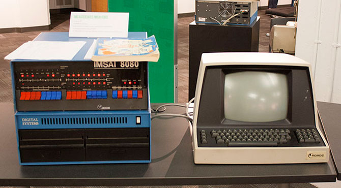 Экскурсия по музею Living Computer