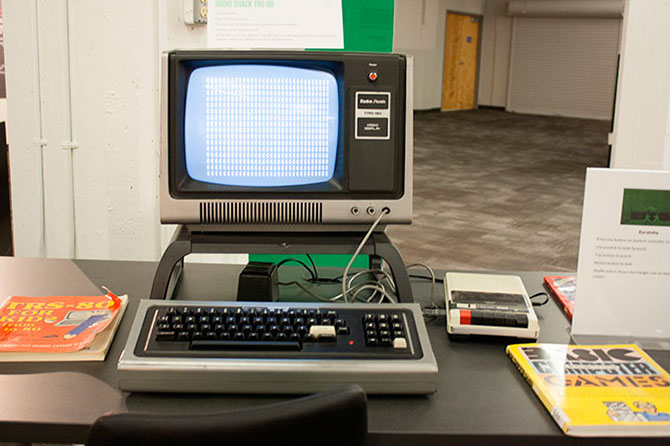 Экскурсия по музею Living Computer