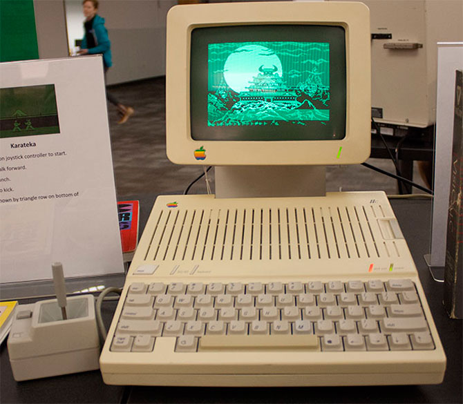 Экскурсия по музею Living Computer