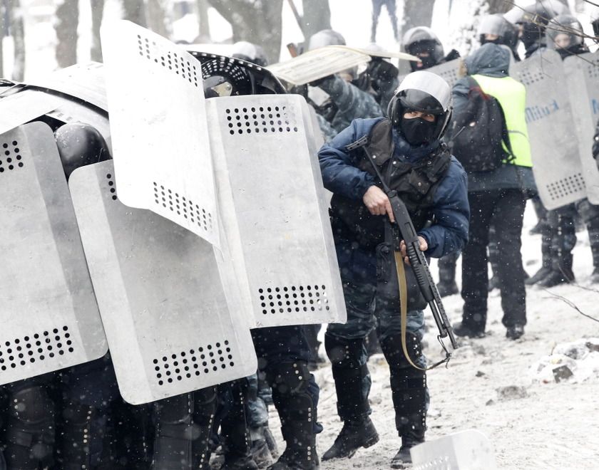 Бои в Киеве (58 фото)